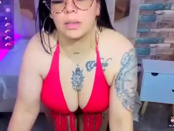 Martina_tay  live sex cam