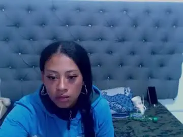 Mileybigass  live sex cam