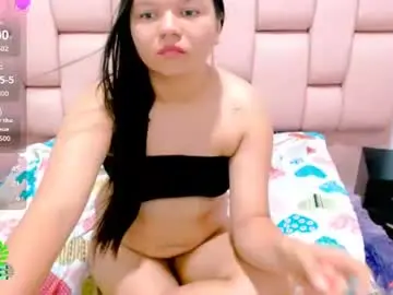 Naomi_hot18_  live sex cam