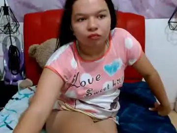 Naomi_hot18_  live sex cam