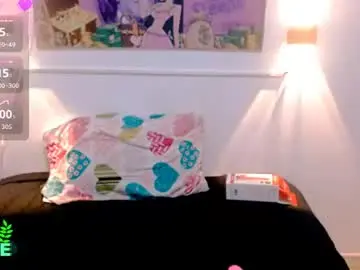 Naomi_hot18_  live sex cam