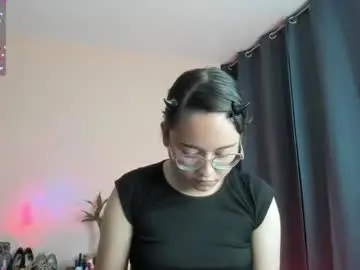 Shantalcerezo  live sex cam