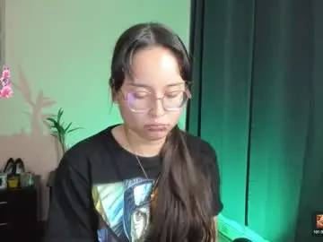 Shantalcerezo  live sex cam