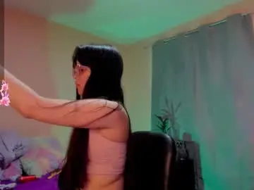 Shantalcerezo  live sex cam