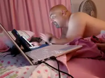 Suckerforpain828  live sex cam