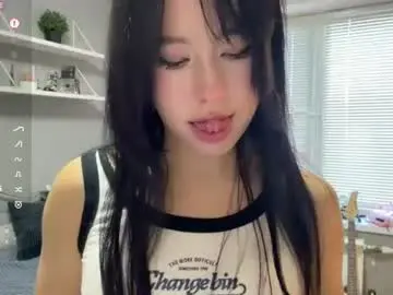 Vivatrude  live sex cam