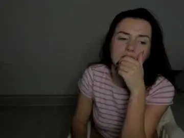 Adeline_reilly  live sex cam