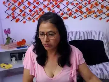 Amandapeet  live sex cam