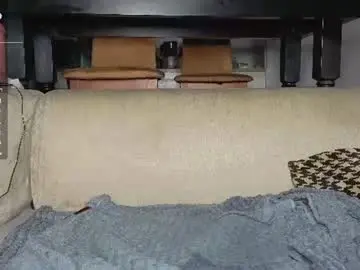 Ardeliacarhart  live sex cam