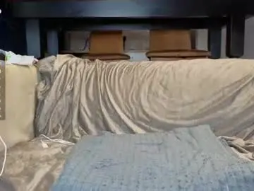 Ardeliacarhart  live sex cam