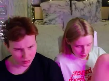 Berry_assortment  live sex cam