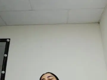 Charlott_milky  live sex cam