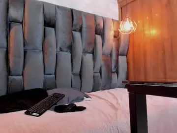 Ebony_rossee  live sex cam