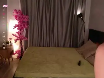 Highendhoneyreal_  live sex cam