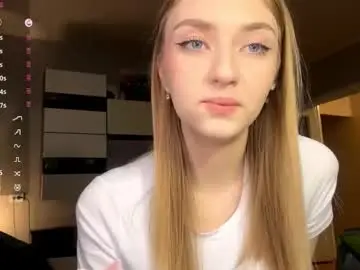 Janitamunerlyn  live sex cam