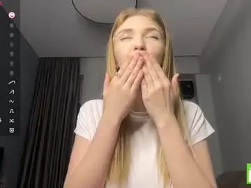 Janitamunerlyn  live sex cam