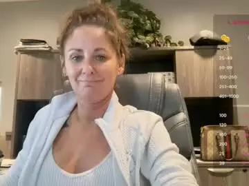 Kittykattlove2  live sex cam