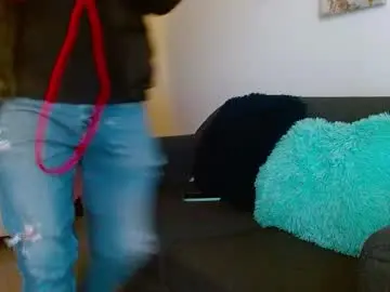Ninakitdman  live sex cam