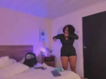 Yarirose  live sex cam