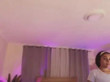 Yarirose  live sex cam