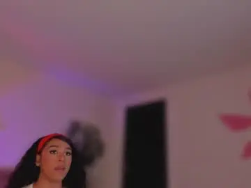 Yarirose  live sex cam