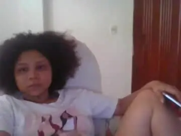 Yurleygirl  live sex cam
