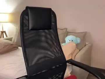 Aliceevan  live sex cam