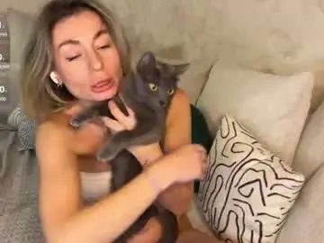 Aliceevan  live sex cam