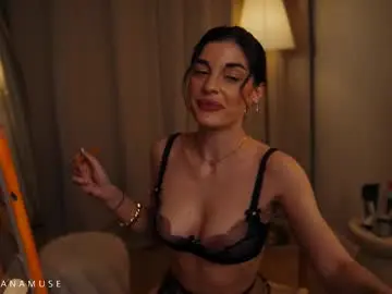 Anamuse  live sex cam