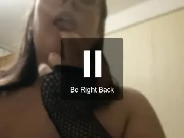 Denisharayas  live sex cam