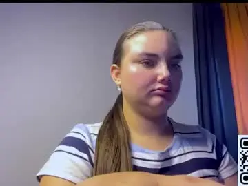 Dreamyblushfairy  live sex cam