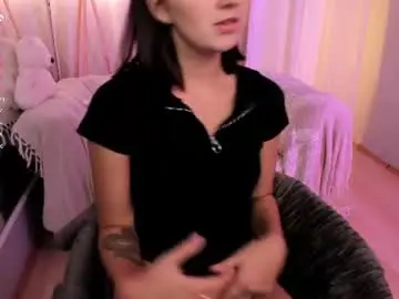 Fluffy_waffles  live sex cam