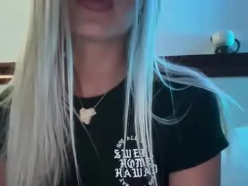 Honeybun_z  live sex cam