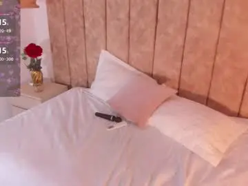 Katrina_baurii  live sex cam