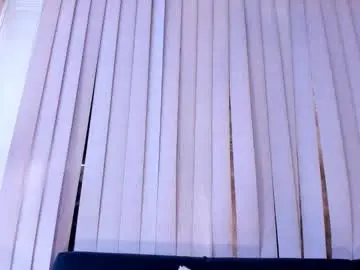 Kendra_crow  live sex cam