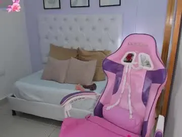 Kitty_cayo  live sex cam