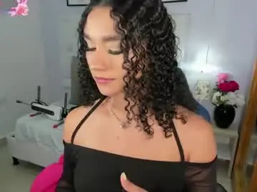Kitty_cayo  live sex cam