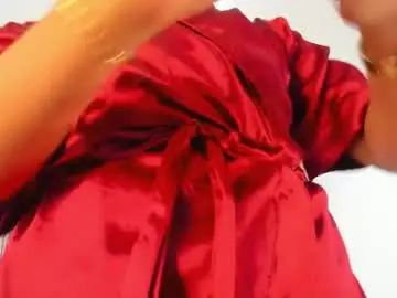 Lillyy16  live sex cam