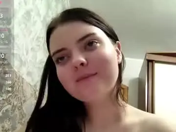 Loudeguise  live sex cam