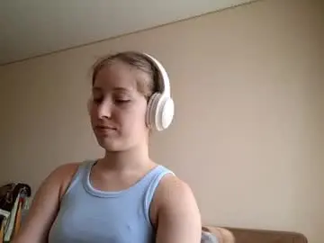 Marionpierce  live sex cam