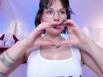 Medea_allure  live sex cam