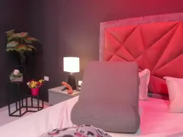 Mia_milff  live sex cam