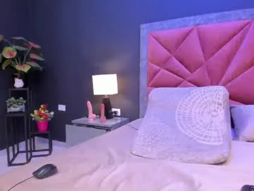 Mia_milff  live sex cam