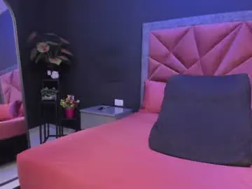 Mia_milff  live sex cam