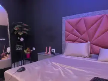Mia_milff  live sex cam