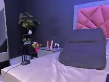 Mia_milff  live sex cam