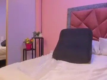 Mia_milff  live sex cam