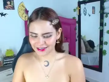 Nyx_halfmoon  live sex cam