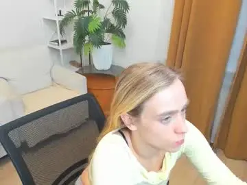 Pinkyskyy  live sex cam