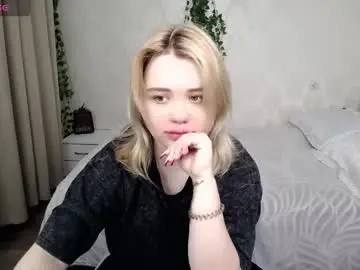 Pussy_c0la  live sex cam